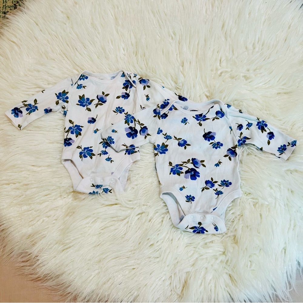 Old Navy Blue and White Floral Bodysuit Onesies